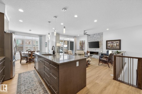 20017 128A Avenue, Edmonton, AB - Indoor Photo Showing Kitchen With Upgraded Kitchen