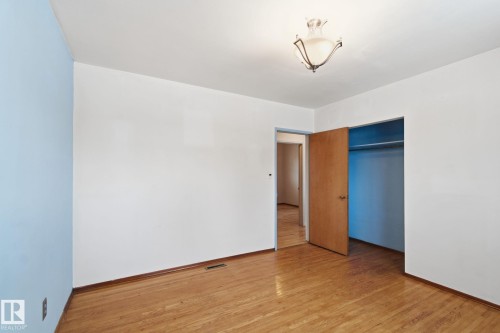 13924 135 Avenue, Edmonton, AB - Indoor Photo Showing Other Room