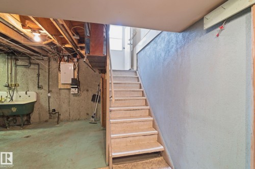 13924 135 Avenue, Edmonton, AB - Indoor Photo Showing Basement