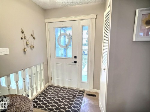 1712 36 Street, Edmonton, AB - Indoor Photo Showing Other Room