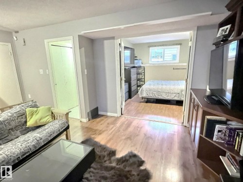 1712 36 Street, Edmonton, AB - Indoor Photo Showing Other Room