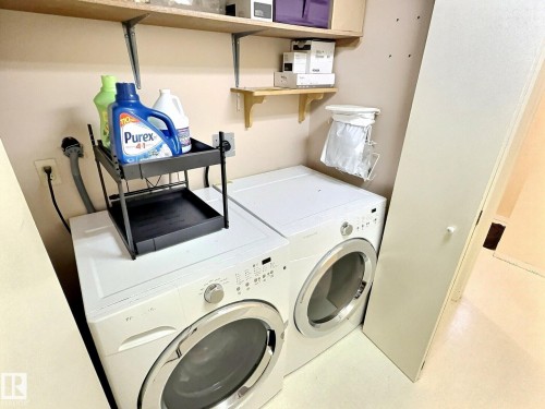 1712 36 Street, Edmonton, AB - Indoor Photo Showing Laundry Room