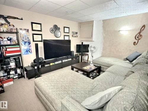 1712 36 Street, Edmonton, AB - Indoor