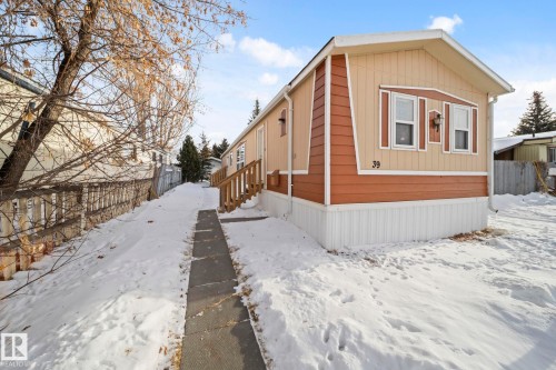 39 Norby Crescent, Red Deer, AB - Outdoor