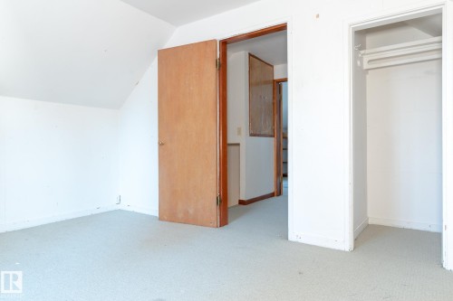 11234 71 Avenue Nw, Edmonton, AB - Indoor Photo Showing Other Room