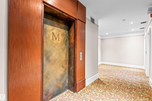 204 11415 100 Avenue, Edmonton, AB - Indoor Photo Showing Other Room