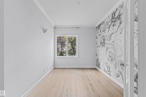 204 11415 100 Avenue, Edmonton, AB - Indoor