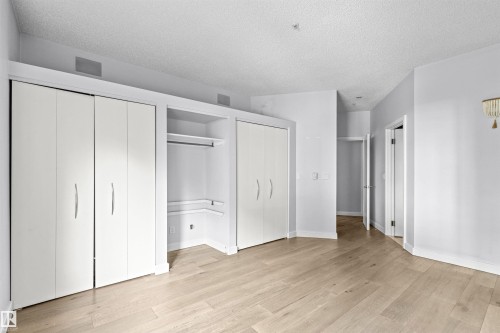 204 11415 100 Avenue, Edmonton, AB - Indoor Photo Showing Other Room