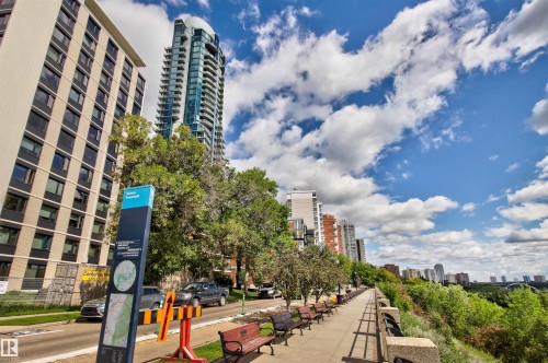 204 11415 100 Avenue, Edmonton, AB - Outdoor