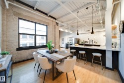 501 10169 104 Street  Edmonton, AB T5J 1A5