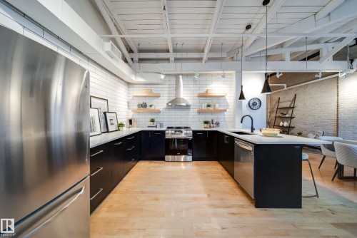 501 10169 104 Street, Edmonton, AB - Indoor Photo Showing Kitchen With Upgraded Kitchen