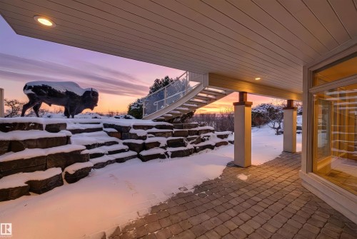 28 Riverside Crescent, Edmonton, AB - Outdoor