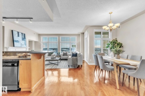 706 9020 Jasper Avenue, Edmonton, AB - Indoor Photo Showing Dining Room