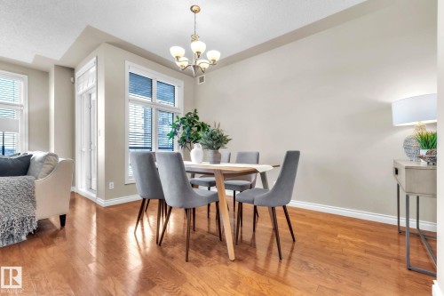 706 9020 Jasper Avenue, Edmonton, AB - Indoor Photo Showing Dining Room