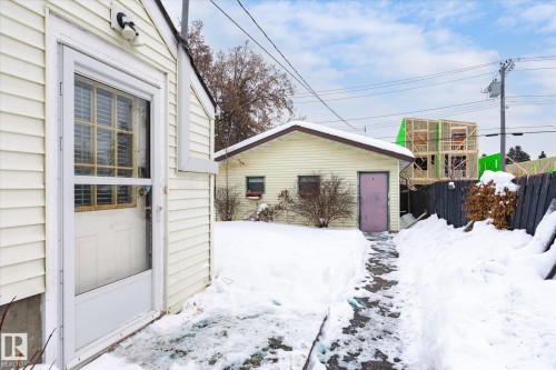 10429 143 Street, Edmonton, AB - Outdoor