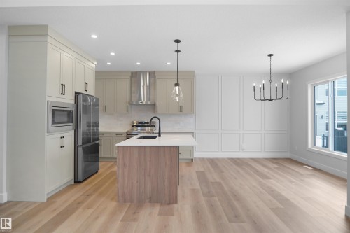 2823 152 Avenue, Edmonton, AB 