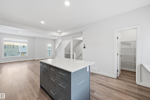 54 804 Welsh Drive, Edmonton, AB - Indoor