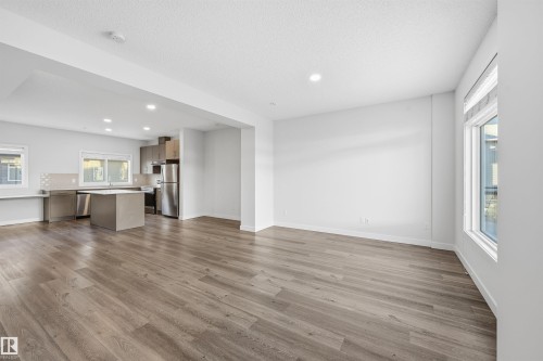 54 804 Welsh Drive, Edmonton, AB - Indoor