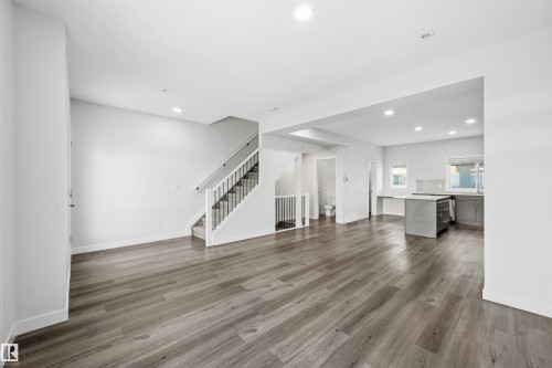 54 804 Welsh Drive, Edmonton, AB - Indoor