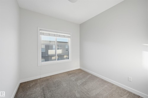54 804 Welsh Drive, Edmonton, AB - Indoor Photo Showing Other Room