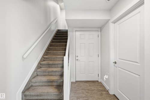 54 804 Welsh Drive, Edmonton, AB - Indoor Photo Showing Other Room