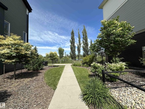 152 804 Welsh Drive, Edmonton, AB - Outdoor