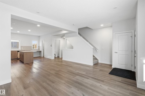 152 804 Welsh Drive, Edmonton, AB - Indoor