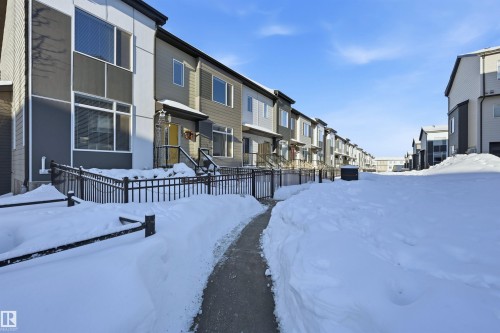 152 804 Welsh Drive, Edmonton, AB - Outdoor