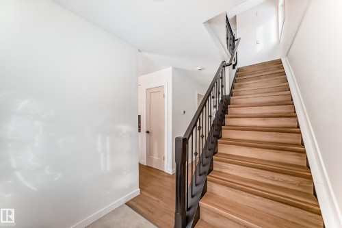 3867 85 Street, Edmonton, AB - Indoor Photo Showing Other Room