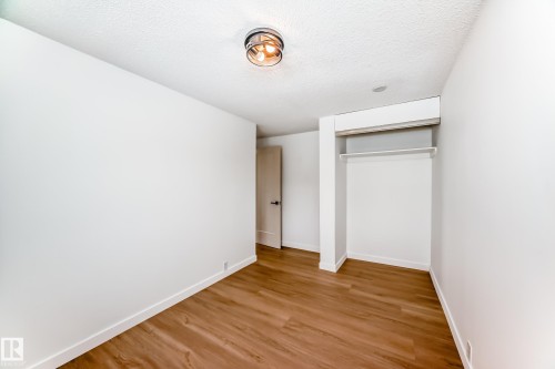 3867 85 Street, Edmonton, AB - Indoor Photo Showing Other Room