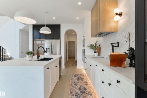 5449 Kootook Road, Edmonton, AB - Indoor Photo Showing Kitchen With Double Sink With Upgraded Kitchen
