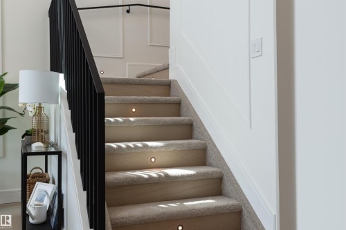 5449 Kootook Road, Edmonton, AB - Indoor Photo Showing Other Room