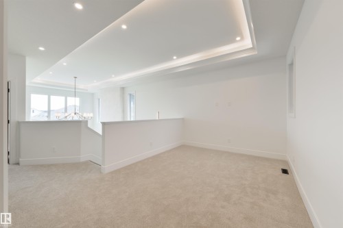5449 Kootook Road, Edmonton, AB - Indoor Photo Showing Other Room