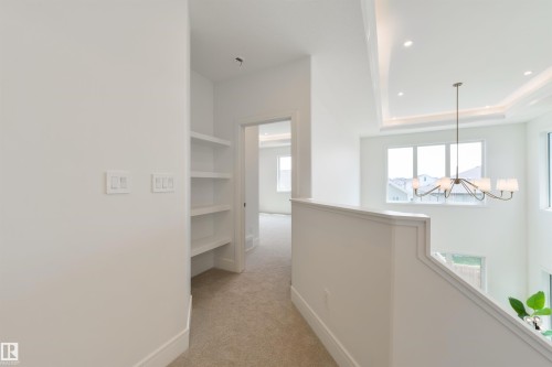 5449 Kootook Road, Edmonton, AB - Indoor Photo Showing Other Room