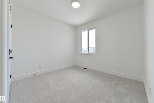5449 Kootook Road, Edmonton, AB - Indoor Photo Showing Other Room