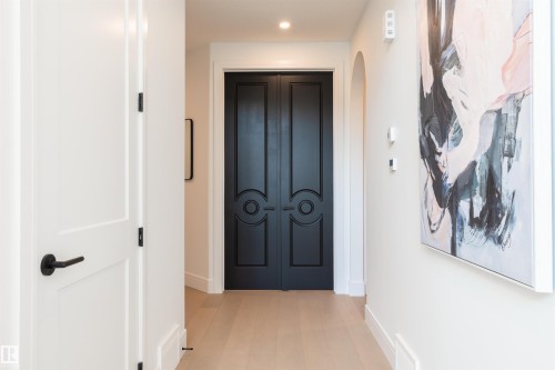 5449 Kootook Road, Edmonton, AB - Indoor Photo Showing Other Room