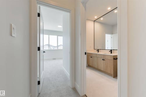 5449 Kootook Road, Edmonton, AB - Indoor