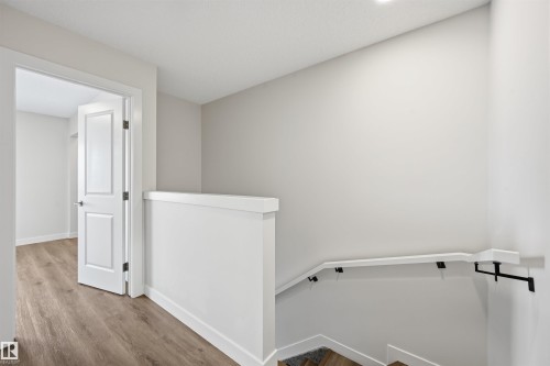 37 1010 Rabbit Hill Road, Edmonton, AB - Indoor Photo Showing Other Room