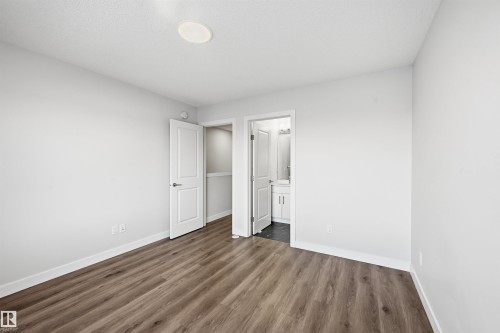 37 1010 Rabbit Hill Road, Edmonton, AB - Indoor Photo Showing Other Room