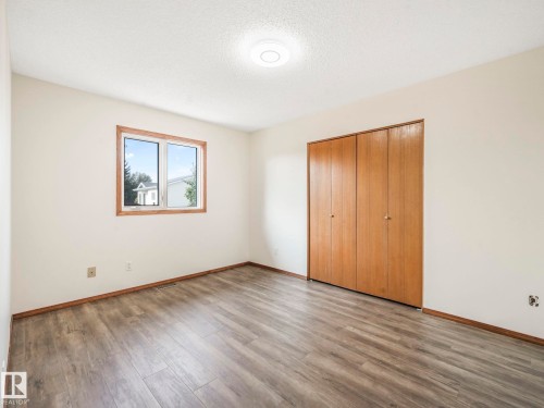 16812 95 Street, Edmonton, AB - Indoor Photo Showing Other Room