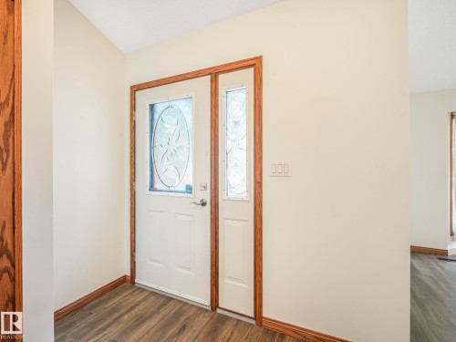 16812 95 Street, Edmonton, AB - Indoor Photo Showing Other Room