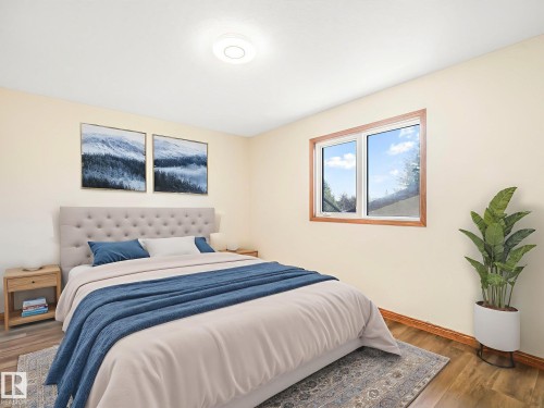16812 95 Street, Edmonton, AB - Indoor Photo Showing Bedroom