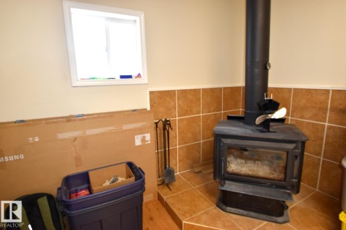 644073 Range Rd 212, Rural Athabasca County, AB - Indoor Photo Showing Other Room