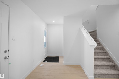 21 Emmett Way, Spruce Grove, AB - Indoor Photo Showing Other Room