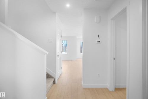 21 Emmett Way, Spruce Grove, AB - Indoor Photo Showing Other Room