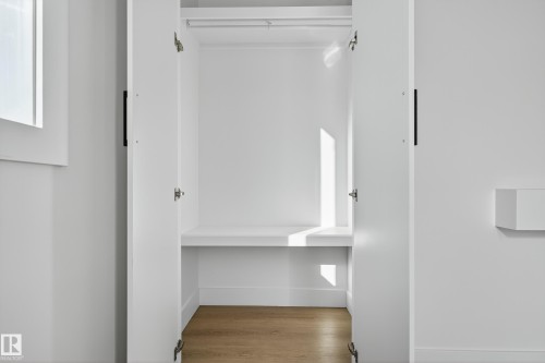 160 Edgewater Circle, Leduc, AB - Indoor Photo Showing Other Room