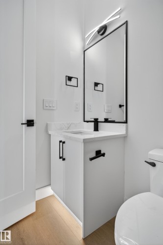 160 Edgewater Circle, Leduc, AB - Indoor Photo Showing Bathroom