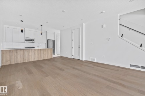 9113 150 Street, Edmonton, AB - Indoor Photo Showing Kitchen
