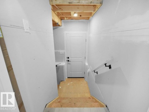 3290 Chernowski Way Sw, Edmonton, AB - Indoor Photo Showing Other Room