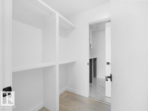 3290 Chernowski Way Sw, Edmonton, AB - Indoor With Storage